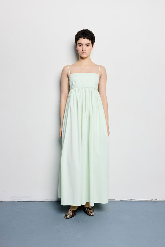 Сарафан кольору шавлії